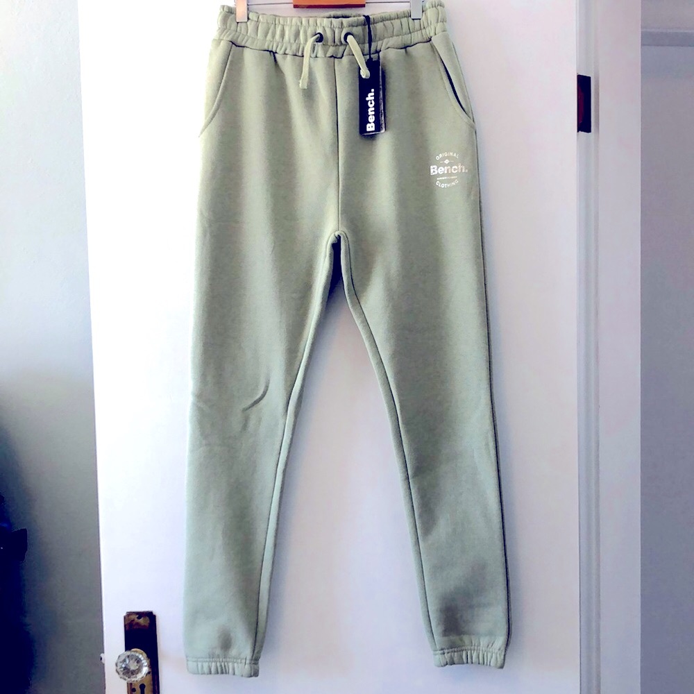 GIRLS BENCH JOGGERS/SWEATPANTS  SAGE GREEN GIRLS XL OR LADIES XS/SMALL